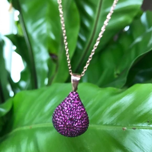 Jewelry - Ruby and rose gold necklace